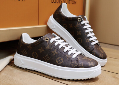 LV Canvas