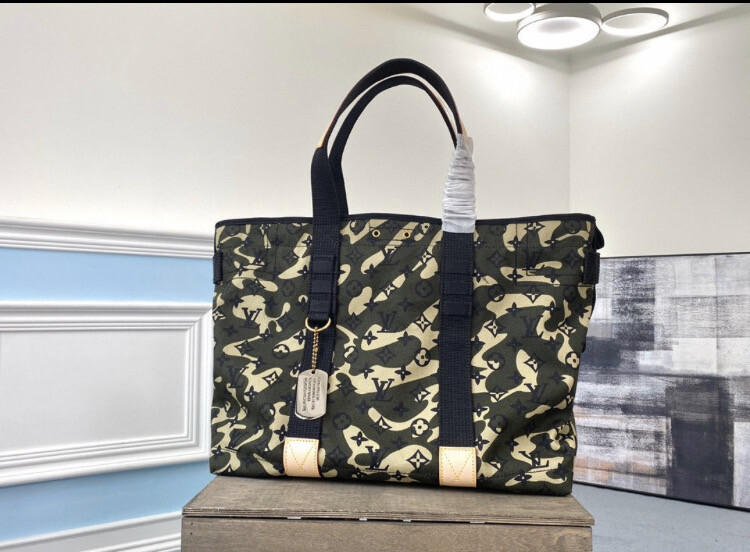 LV Camouflage
