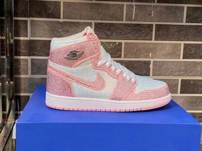 Jordan 1’s Swarovski Crystal Custom