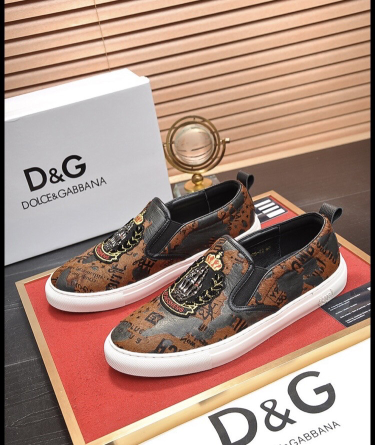 D&amp;G Canvas