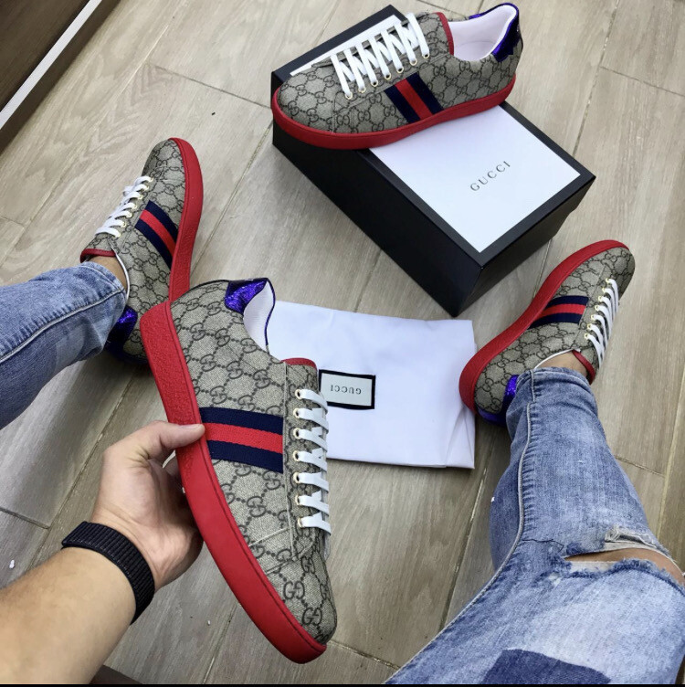 Gucci  Canvas