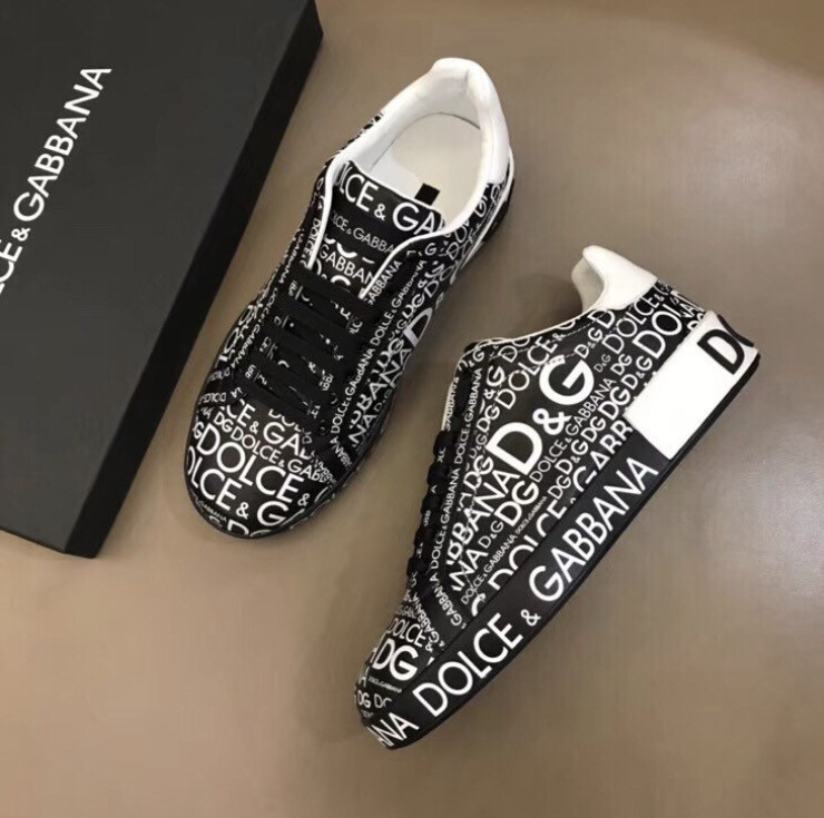 D &amp; G Sneakers