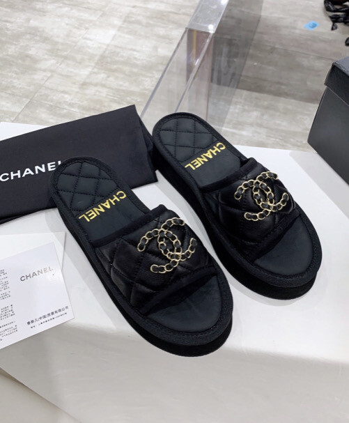 Chanel Slides
