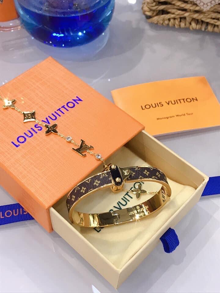 LV Bracelet