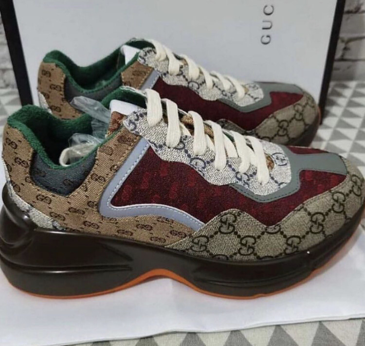 Gucci Sneakers