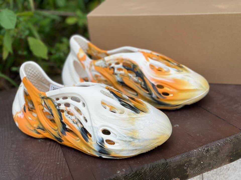 Yeezy Shoes