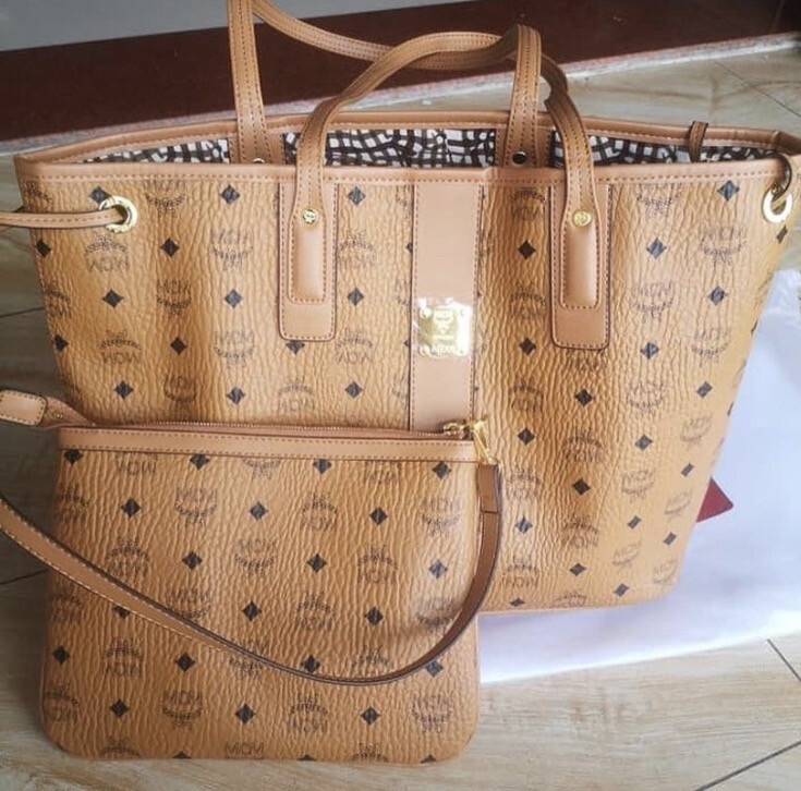 MCM Shoulder Bag W Wallet