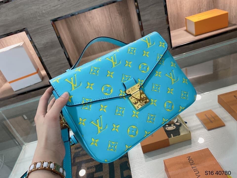 LV Métis Pochette
