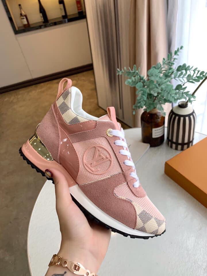 LV Sneakers Pink