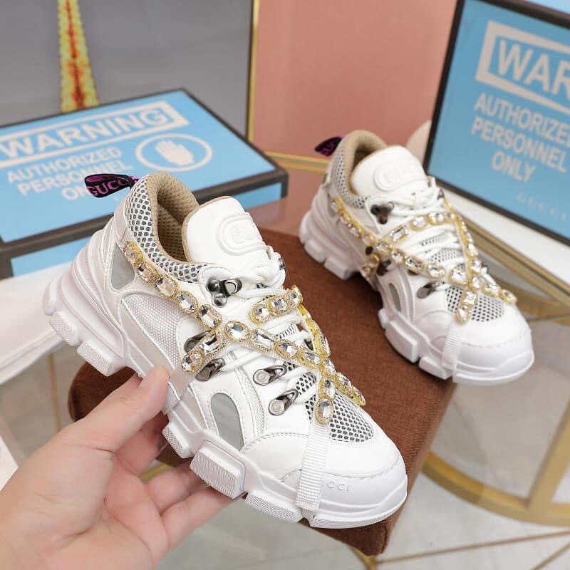 Gucci Trek Sneakers