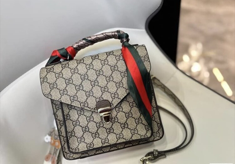 Gucci Crossbody