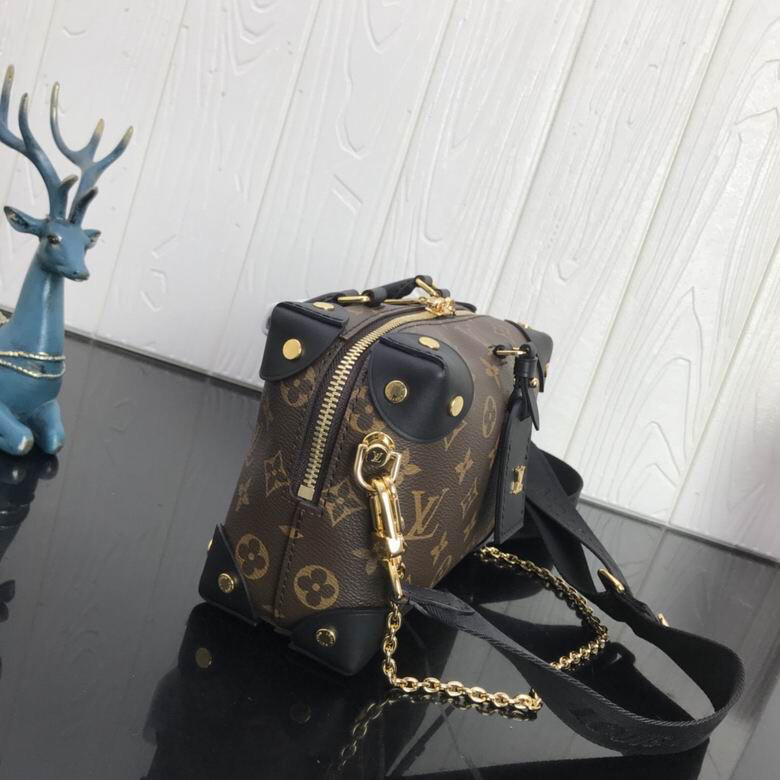 LV Tote