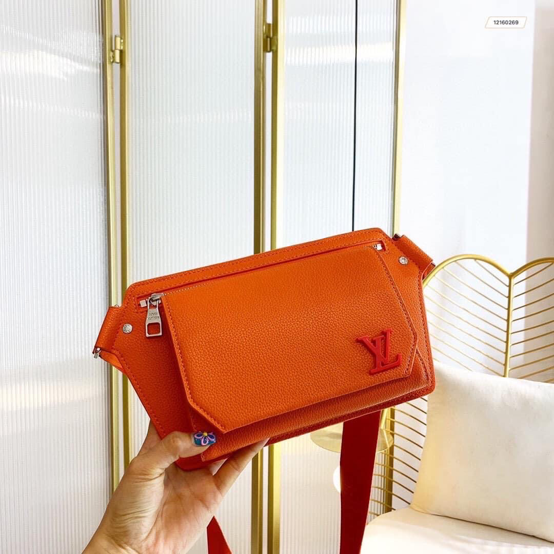 LV Fanny