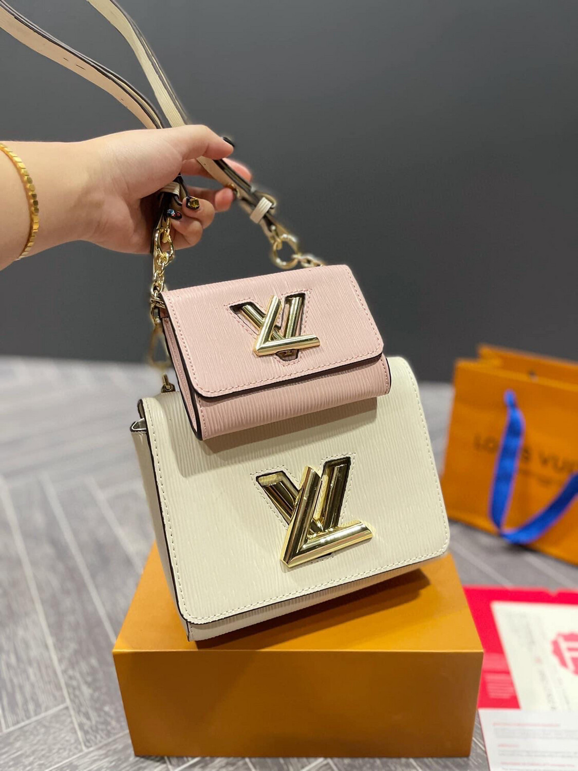 LV Twist MM