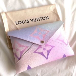 LV Pochette Pastel