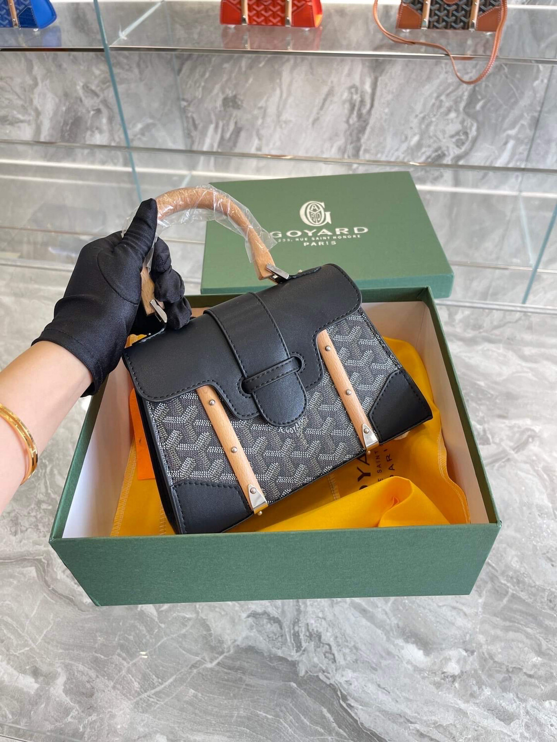 Goyard Saigon Med