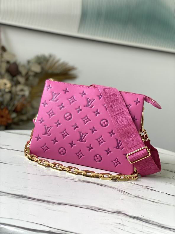 LV Coussin