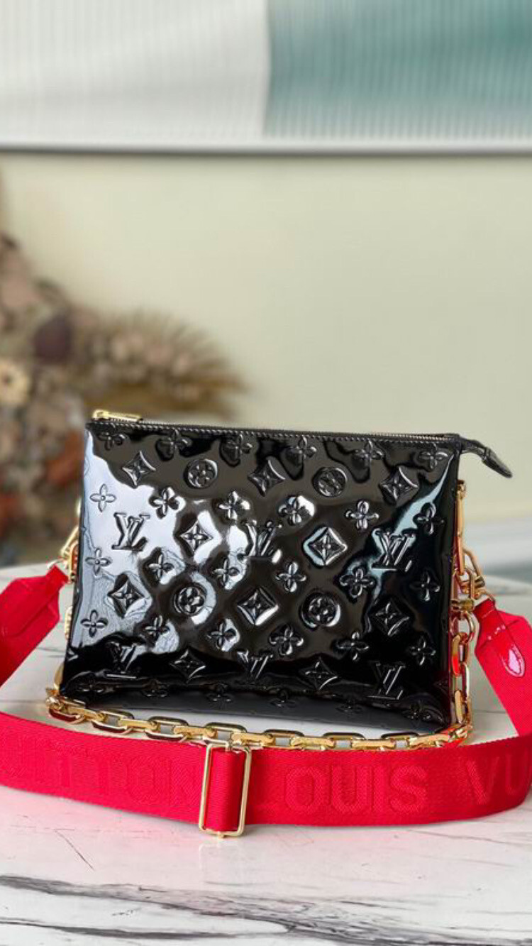 LV Coussin