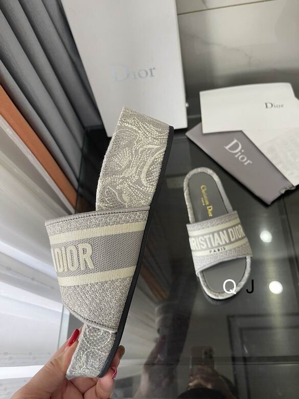 Dior Slides
