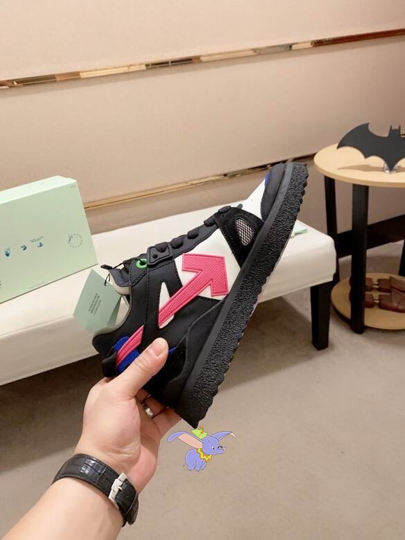 Off White sneaker