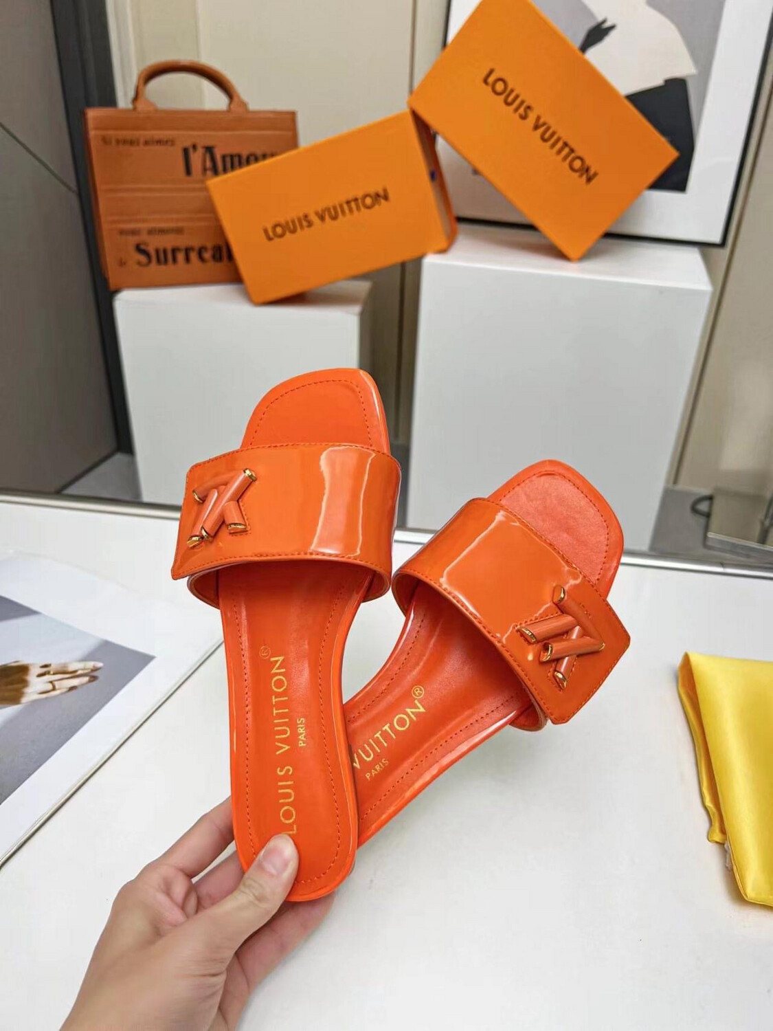 LV Slides