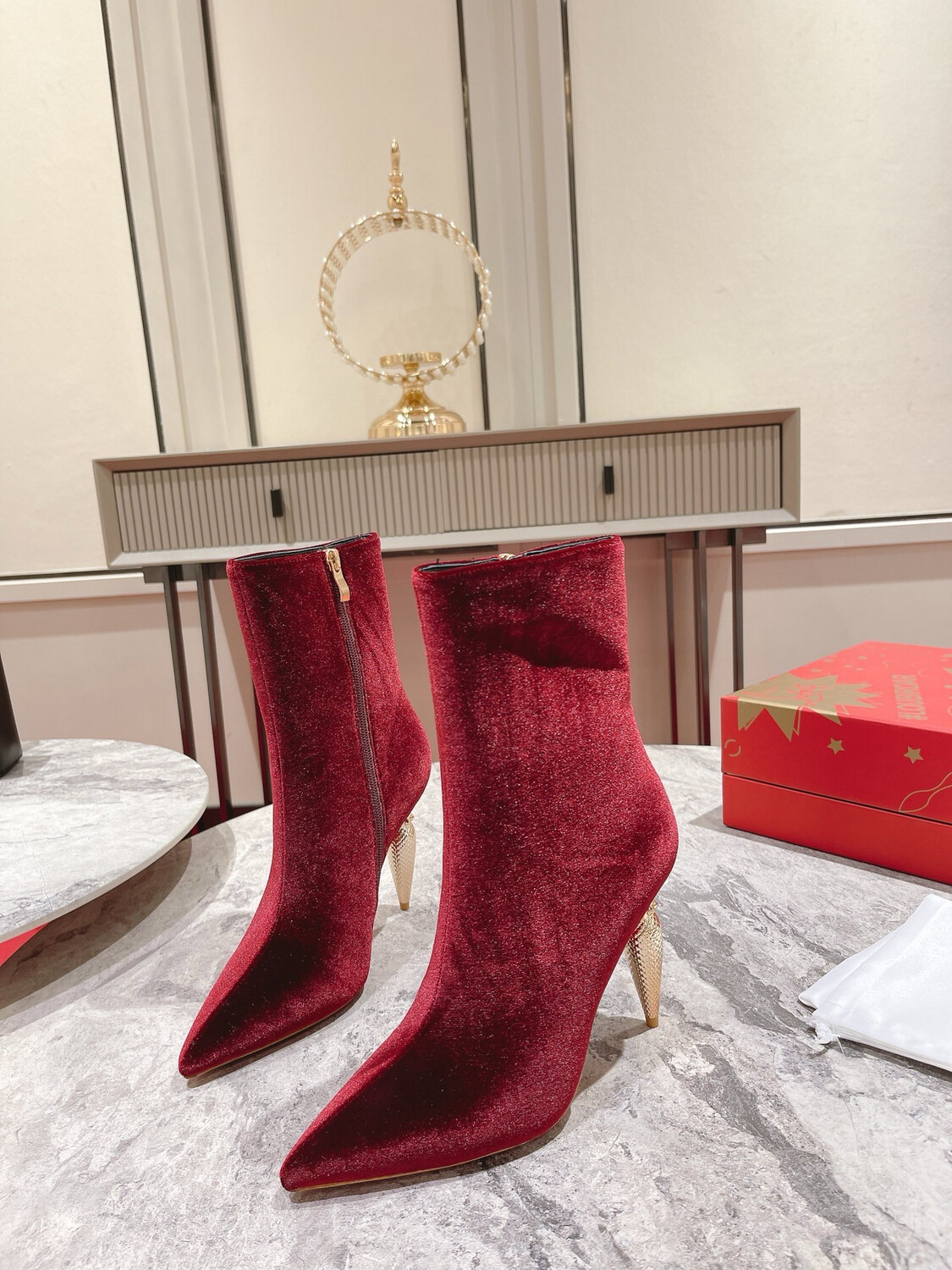 CL Boots
