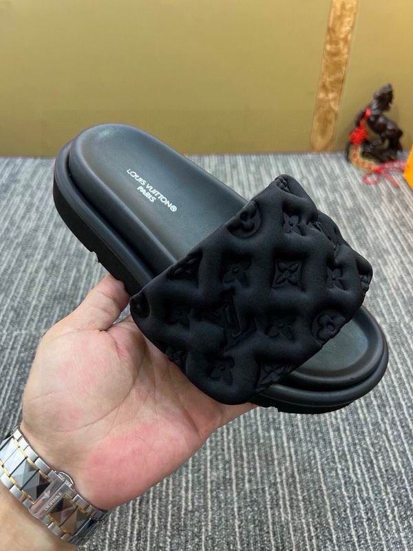 LV Pillow Slides