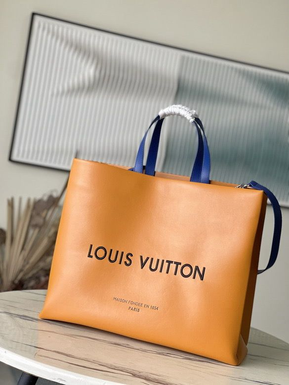 LV Shopper