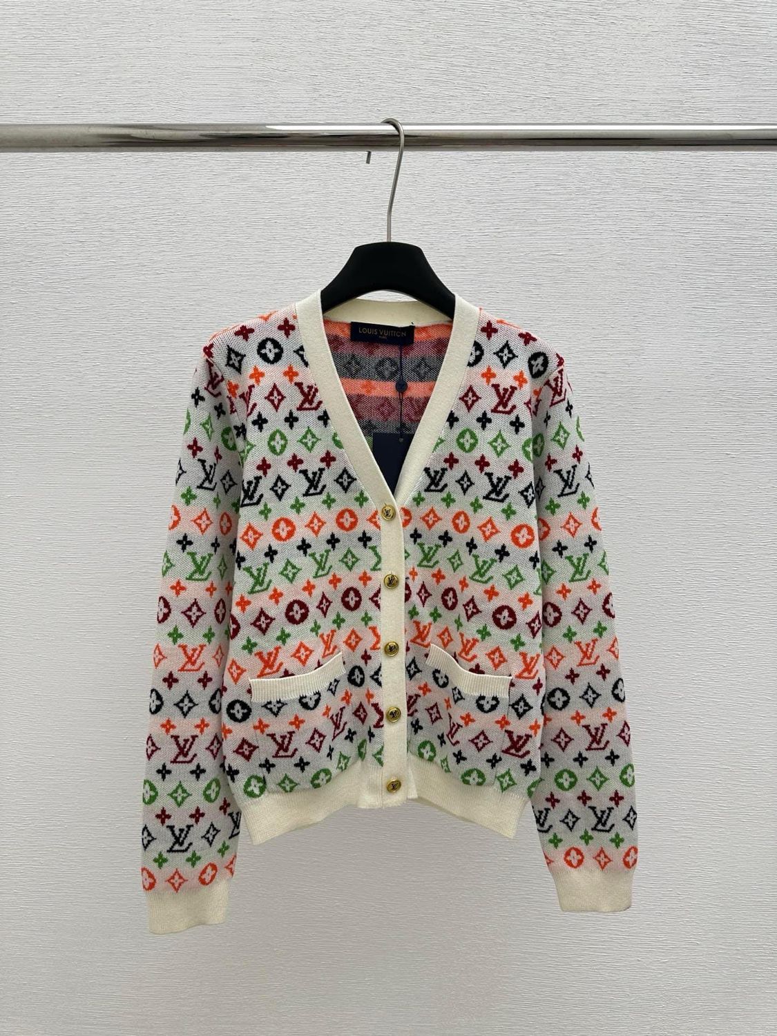LV Sweater/Cardigan