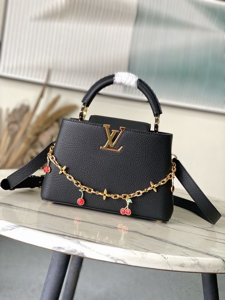 LV Capucines