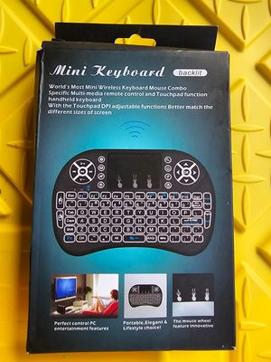 Mini Keyboard Backlit – Teclado Inalámbrico con Touchpad Integrado (Genérico tipo Rii / i8 Mini Keyboard)