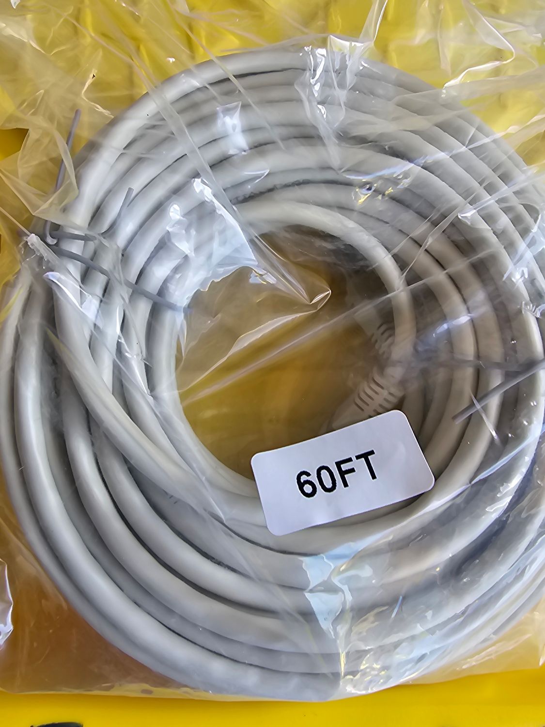 Cable de Red LAN Cat5e – 60FT (18.2 metros)