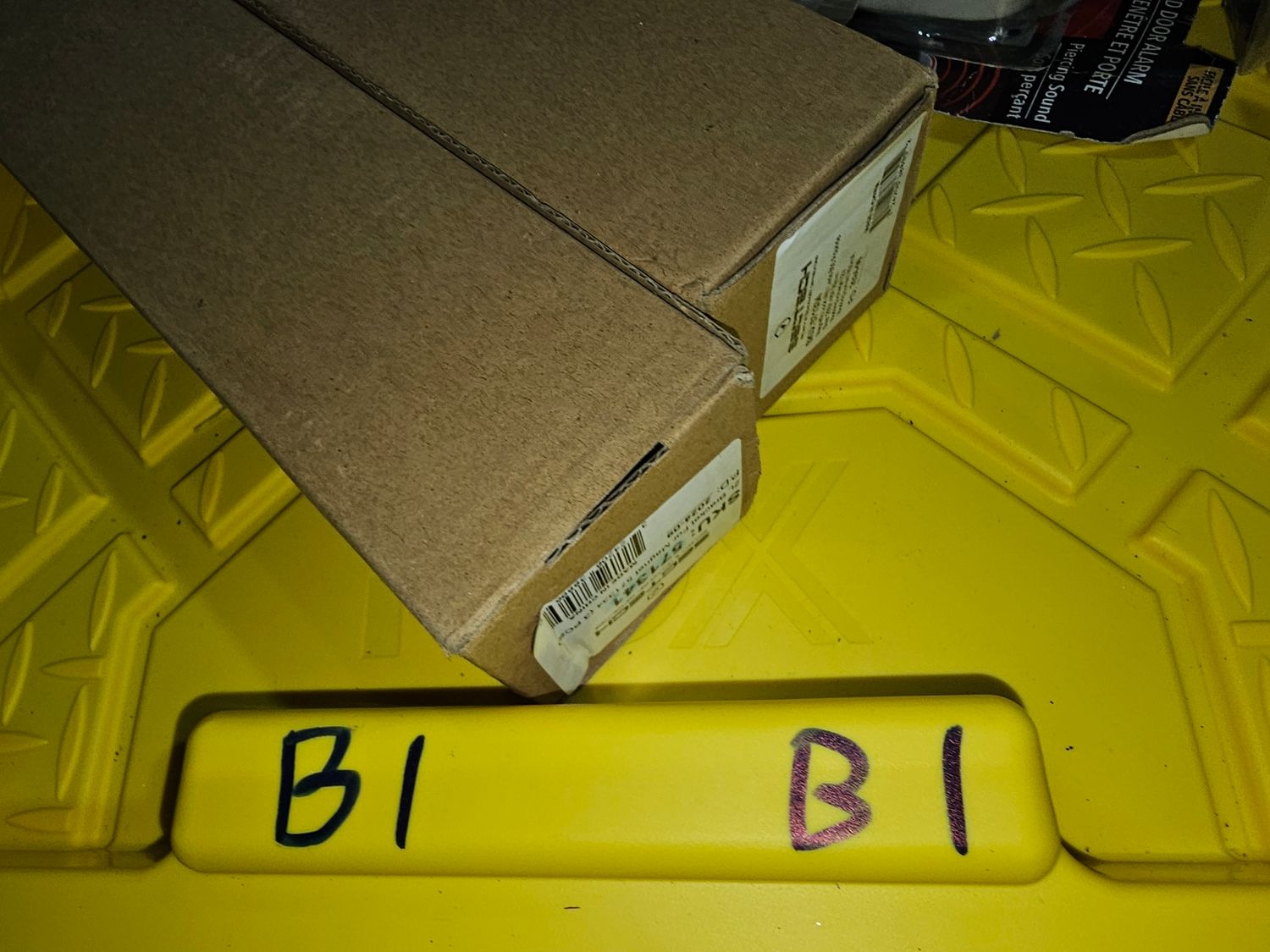 SECTECH – ZL Bracket con Chapa Magnética 600 lbs (Modelo SKU: 571343)