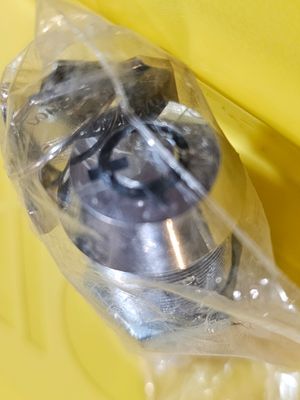 Tornillería y herrajes metálicos (paquete genérico para montaje)