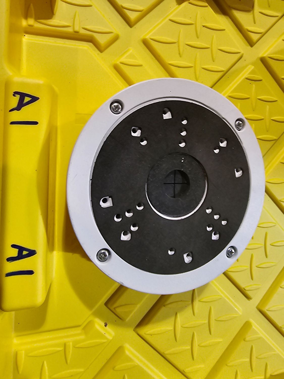 Greaology XS-84 – Junction Box Profesional para Cámaras de Seguridad