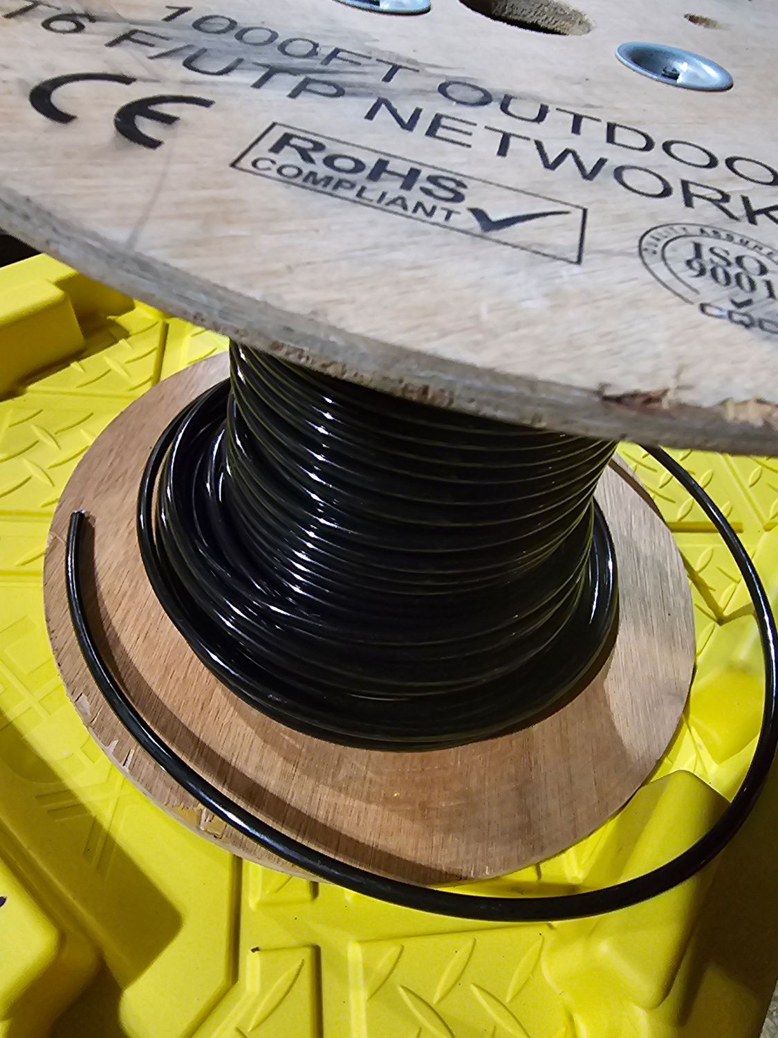 PremierTek FOD-CAT6-1KFT – Cable de Red CAT6 F/UTP Outdoor