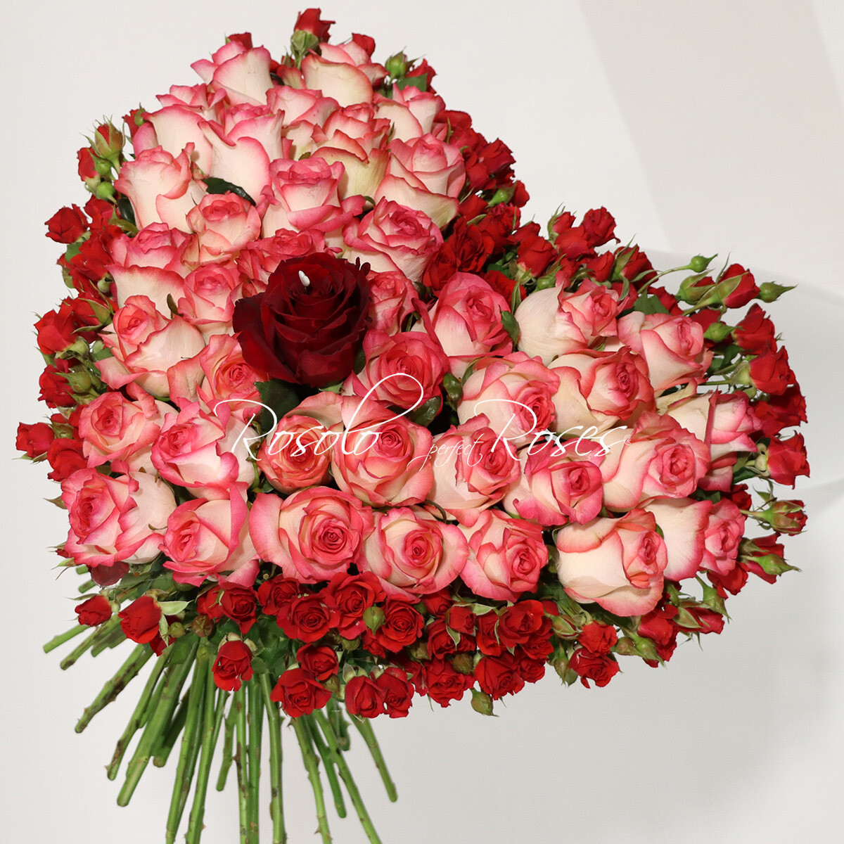Splendide Bouquet de roses en forme de coeur