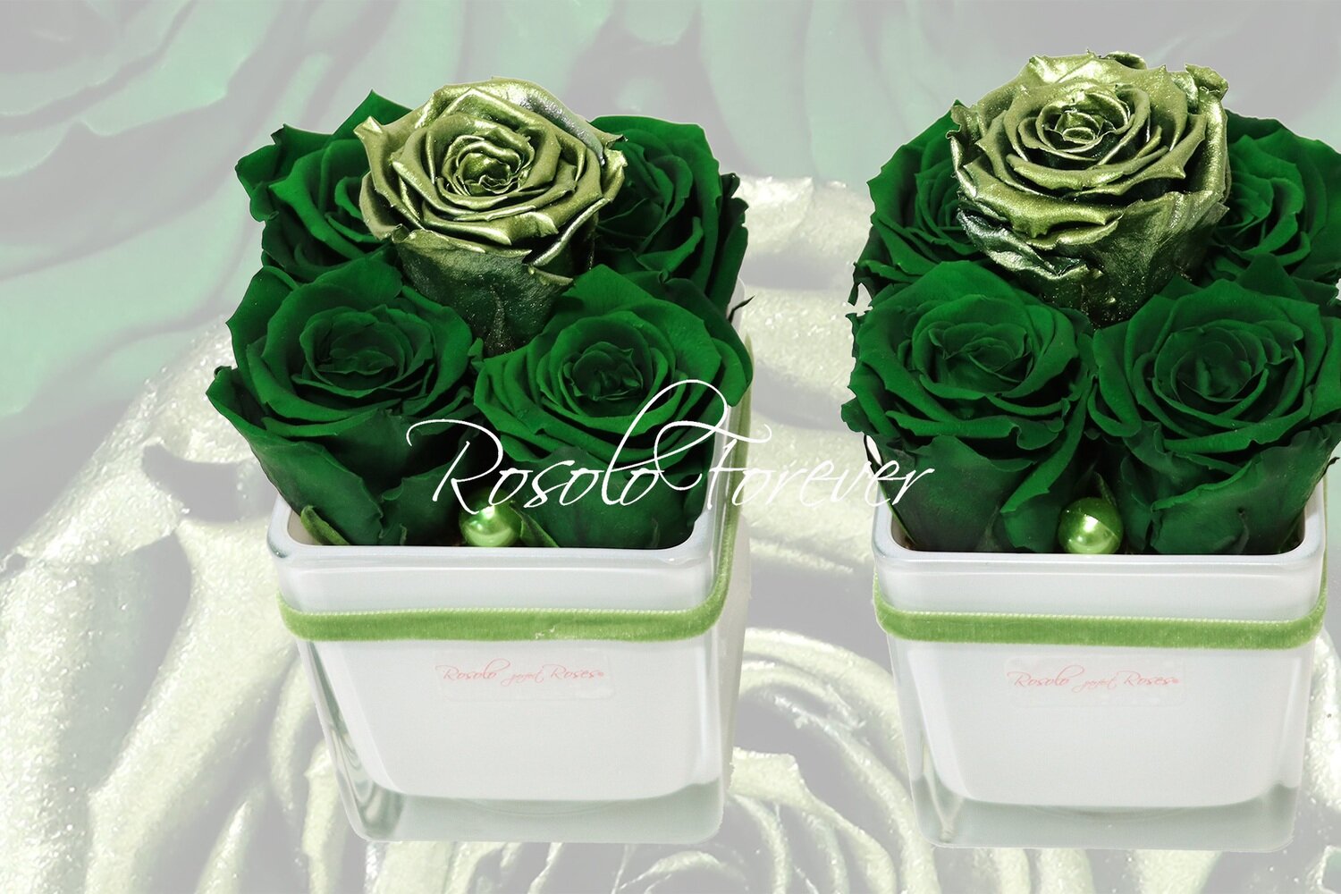Carré de 5 roses éternelles, vert foncé et vert claire, effet métallisée