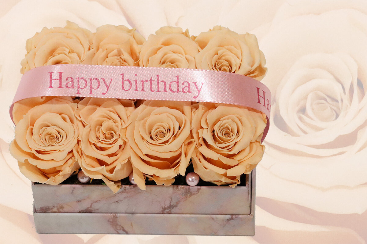 Jolie boîte rectangulaire pour anniversaire, roses éternelles, couleur et taille à choix
