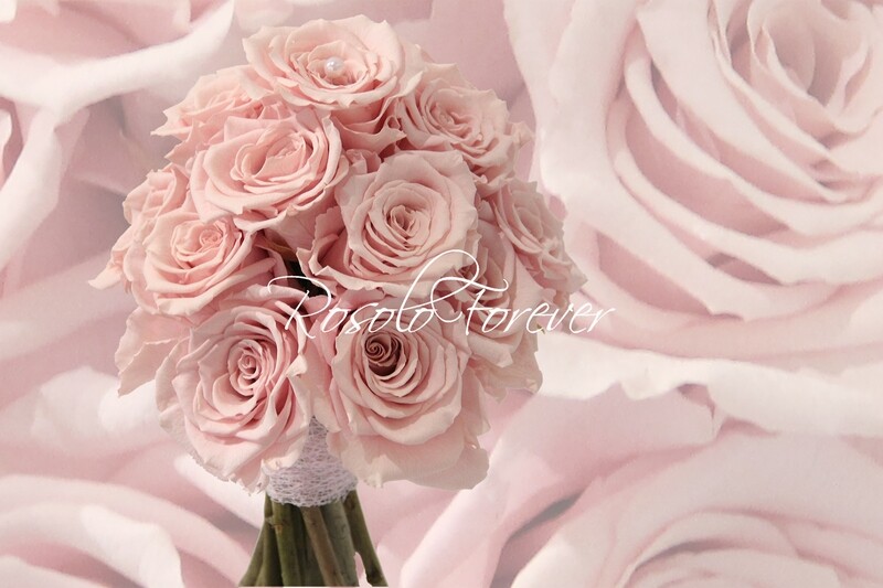 Bouquet de roses éternelles, rose