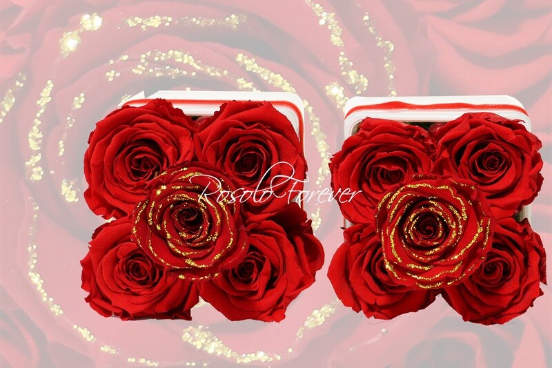 Carré de 5 roses éternelles, rouge et rouge pailletée or