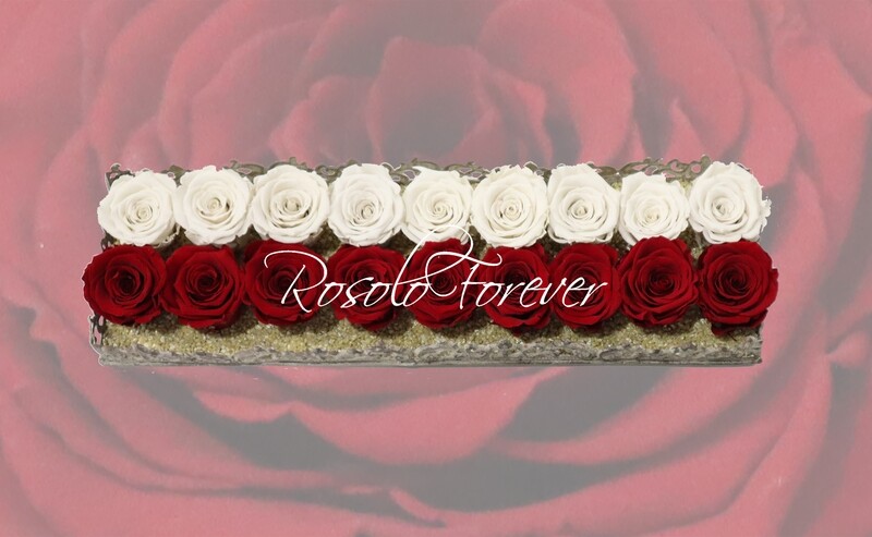 Arrangement de table, 18 Roses L en rouge et blanc