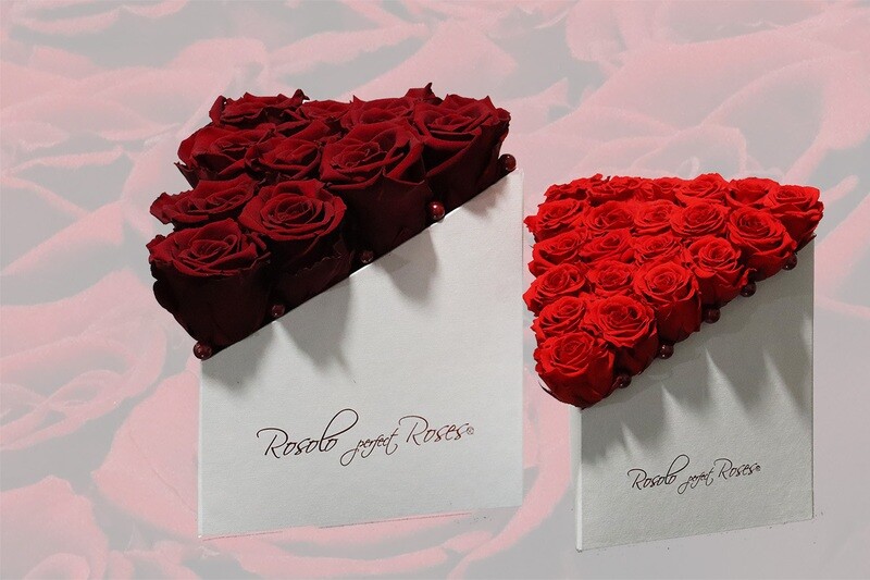 Superbe boîte triangle, 2 tailles, 10 ou 21 roses éternelles en rouge