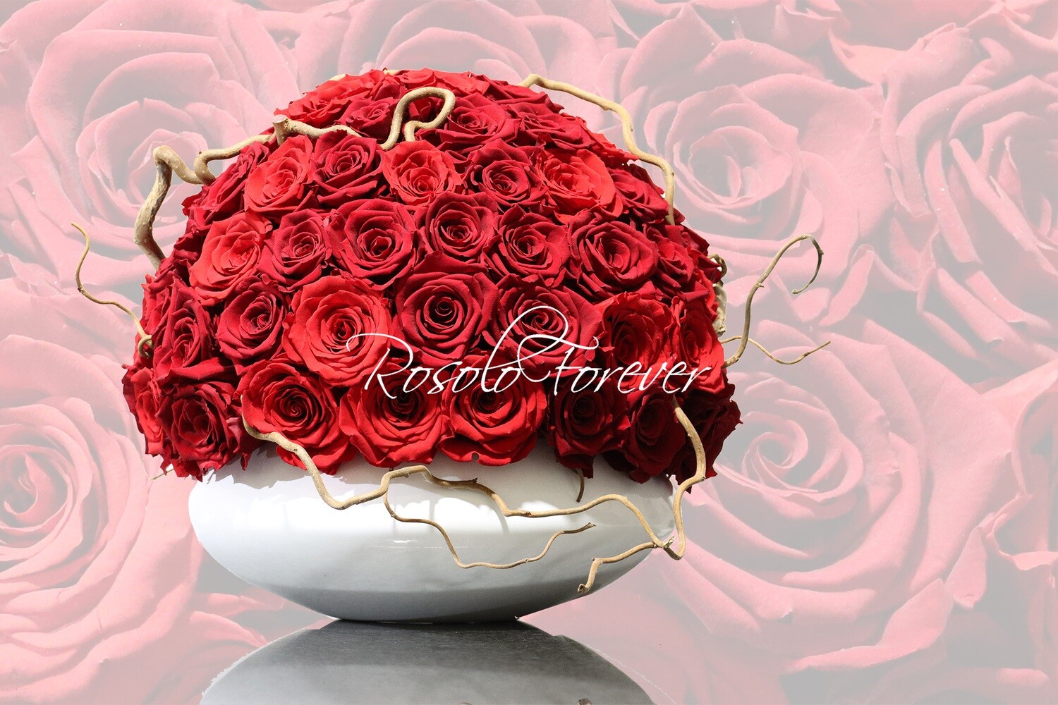 Somptueuse coupe de roses éternelles en rouge