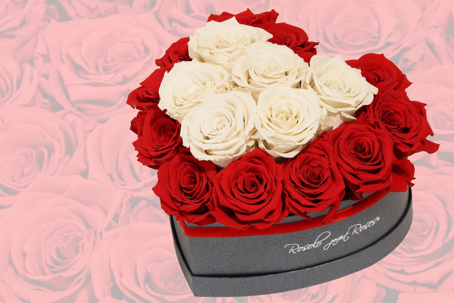 Boîte en forme de coeur, 3 tailles: env. 17, 35 ou 47 roses éternelles en rouge et blanc