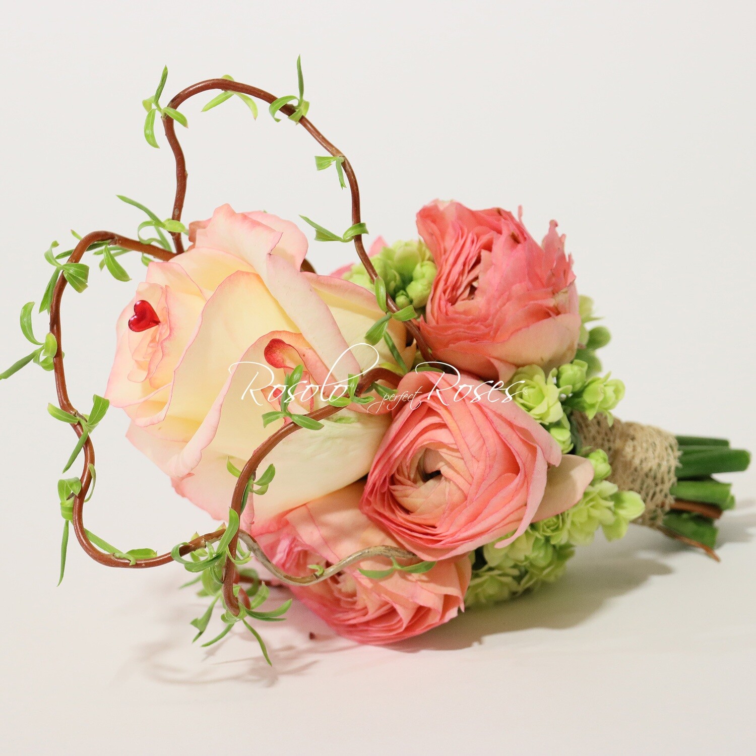 Bouquet miniature, rose et renoncules