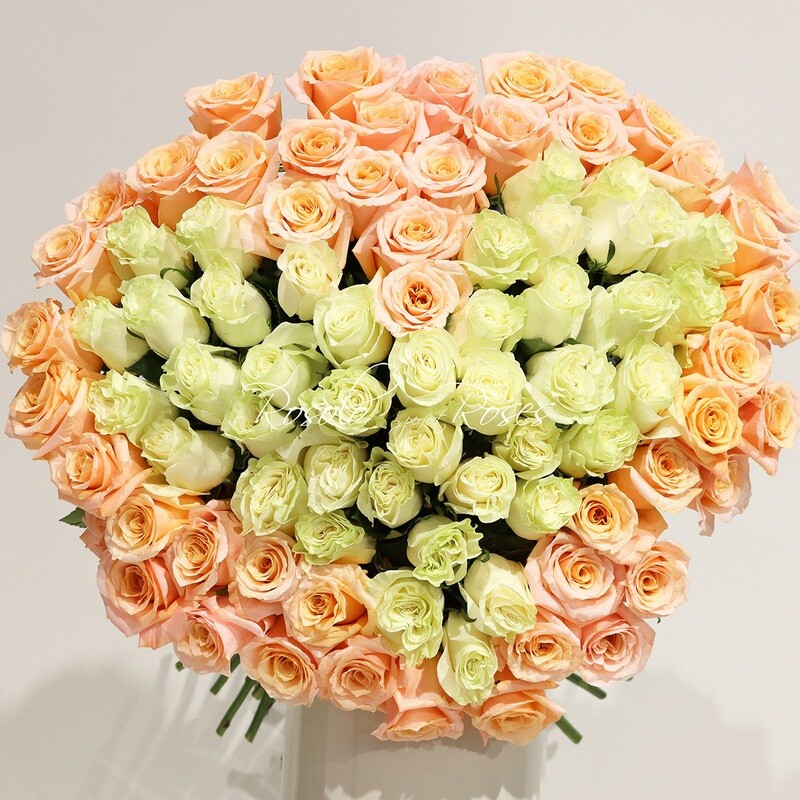 Bouquet impressionnant de roses, en forme de coeur