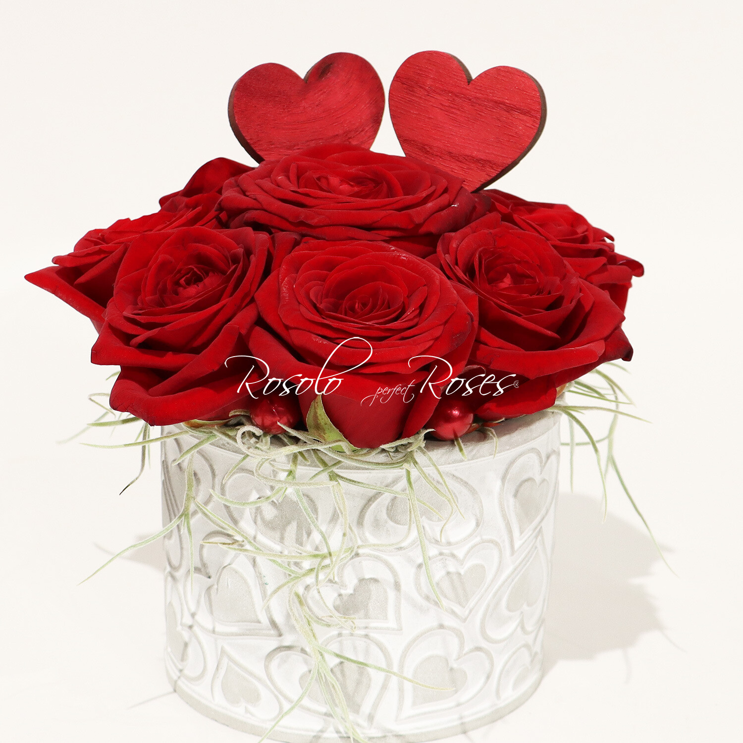 AMOUR: composition Saint-Valentin, 8 roses rouges et coeurs