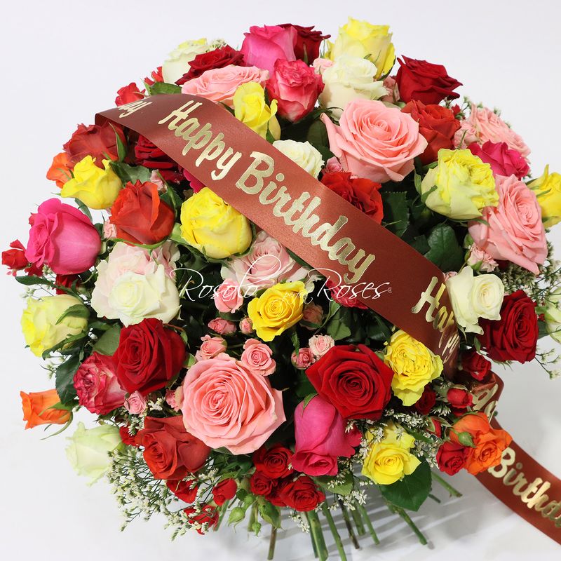 Bouquet coloré de roses, ruban 'Happy Birthday'