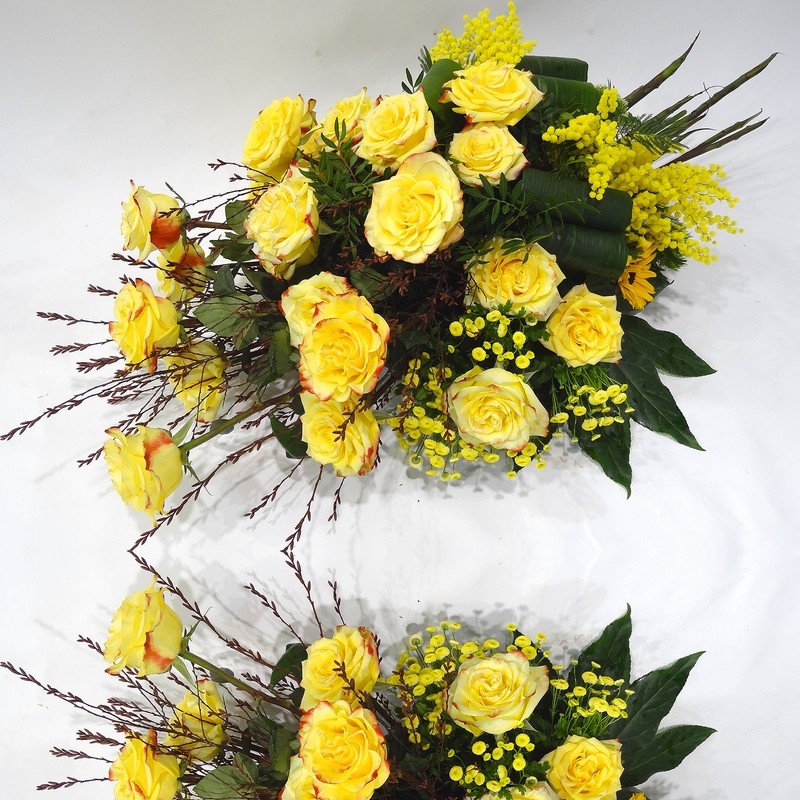 Belle gerbe de roses, couleur à choix